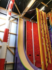 Instalación Clip ’n Climb en Funny Mountain Arlon (Bélgica)